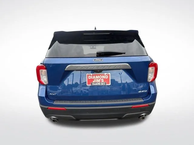 Ford Explorer photo 4