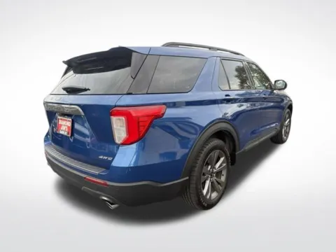 More photos of 2021 Ford Explorer XLT at Diamond Jim's Motor Cars, WI