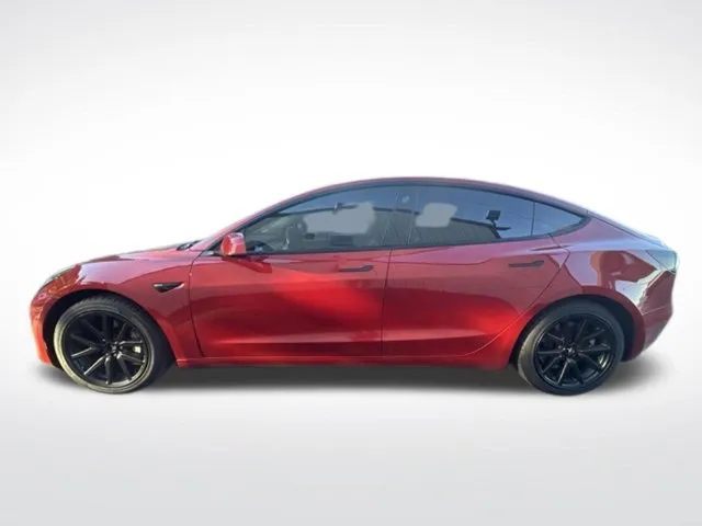 Tesla Model 3 photo 6