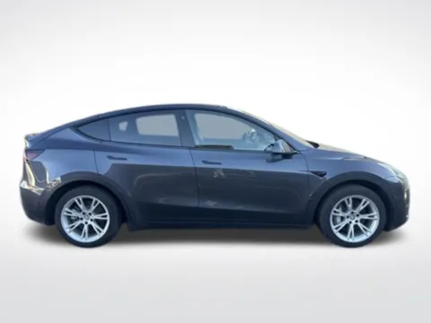 Photos of 2021 Tesla Model Y Long Range for sale in Milwaukee, WI at Diamond Jim's Motor Cars