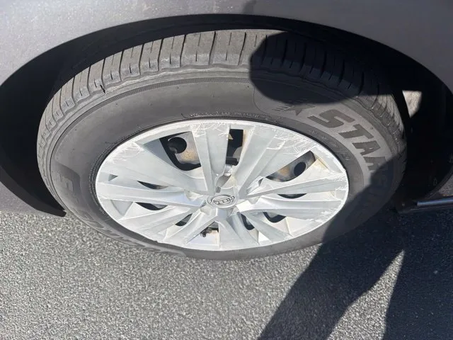 Nissan Sentra photo 23