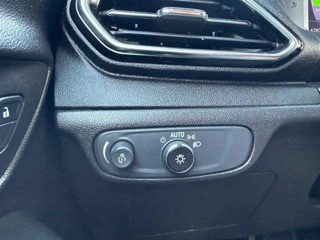 Chevrolet Bolt EV photo 25