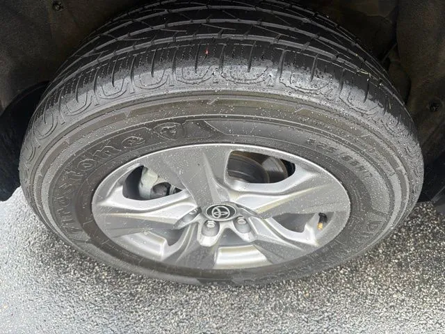 Toyota RAV4 photo 12
