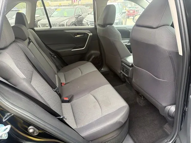 Toyota RAV4 photo 24