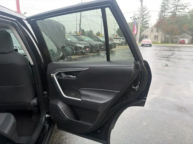 Toyota RAV4 photo 25