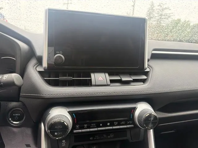 Toyota RAV4 photo 16