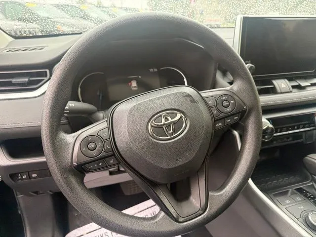 Toyota RAV4 photo 15