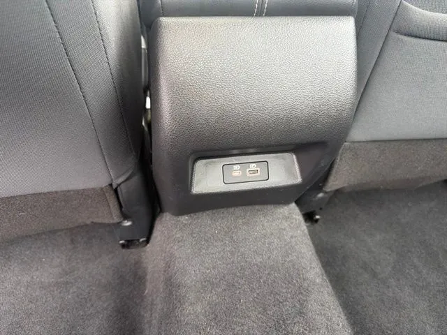 Nissan Altima photo 22