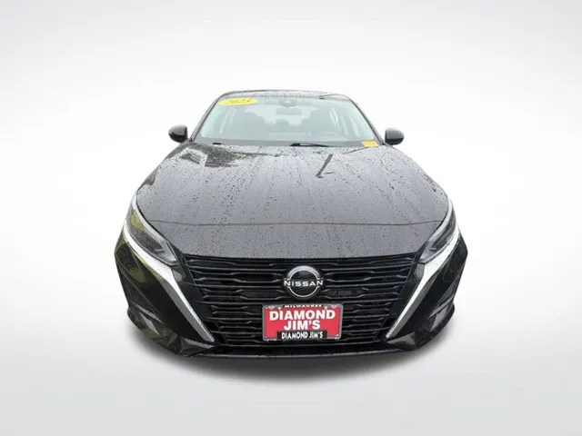 Nissan Altima photo 8