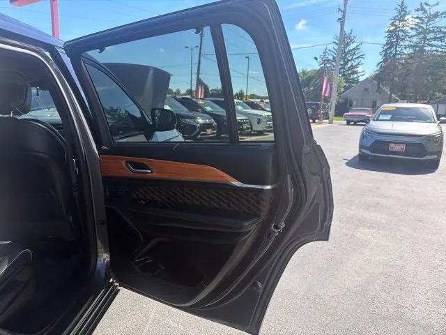 Jeep Grand Cherokee L photo 27