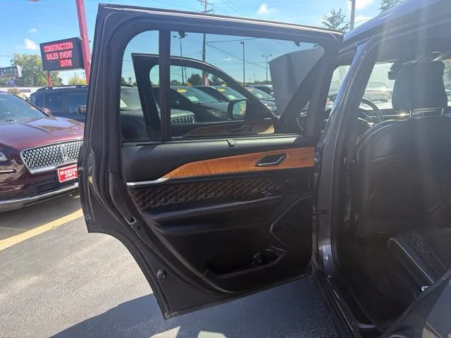 Jeep Grand Cherokee L photo 23