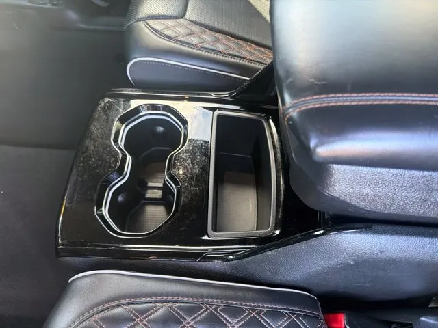 Jeep Grand Cherokee L photo 21