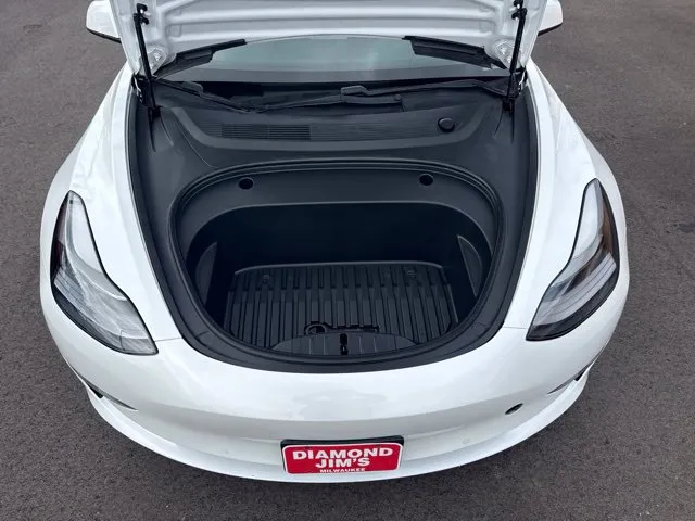 Tesla Model 3 photo 23