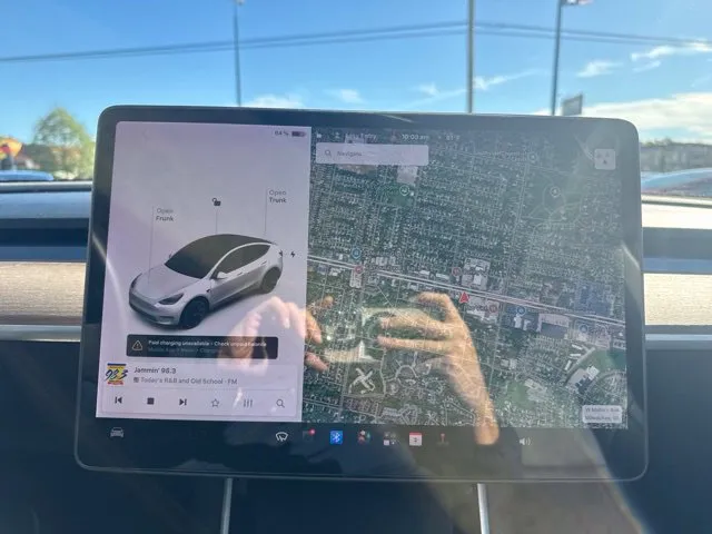 Tesla Model Y photo 26