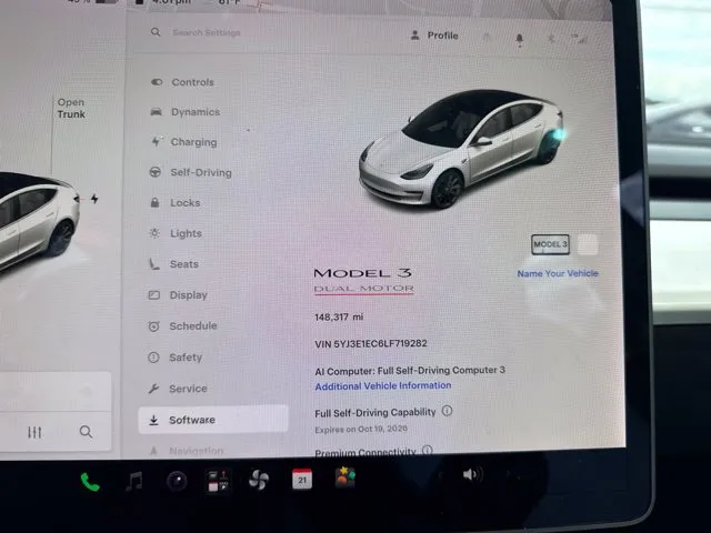 Tesla Model 3 photo 26