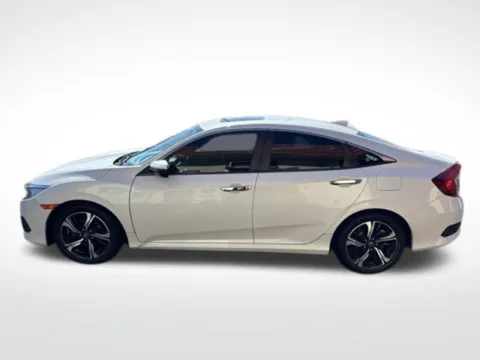 More photos of 2016 Honda Civic Touring at Diamond Jim's Motor Cars, WI