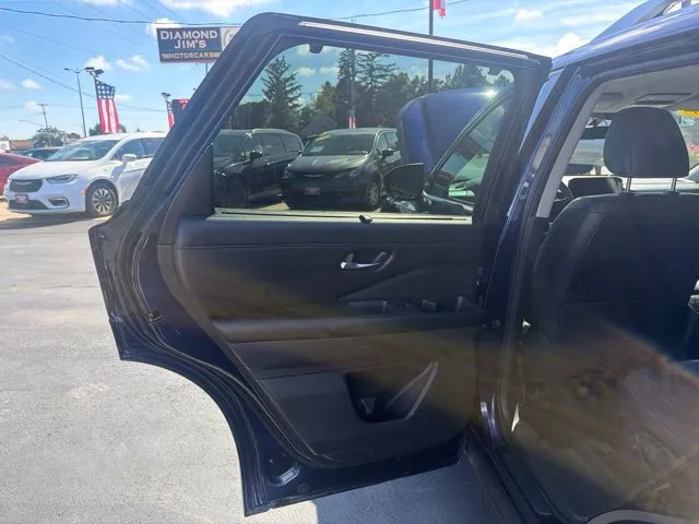 Nissan Pathfinder photo 21
