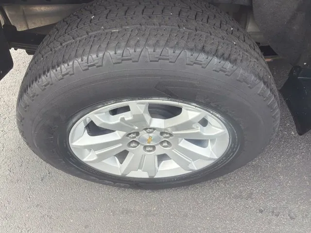 Chevrolet Colorado photo 12