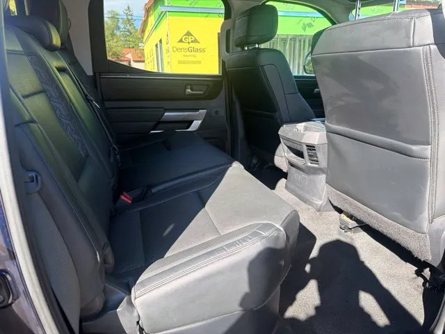Toyota Tundra photo 22