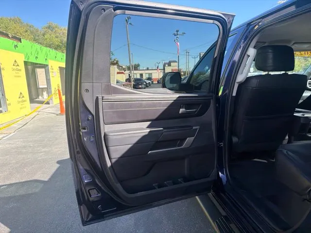 Toyota Tundra photo 21