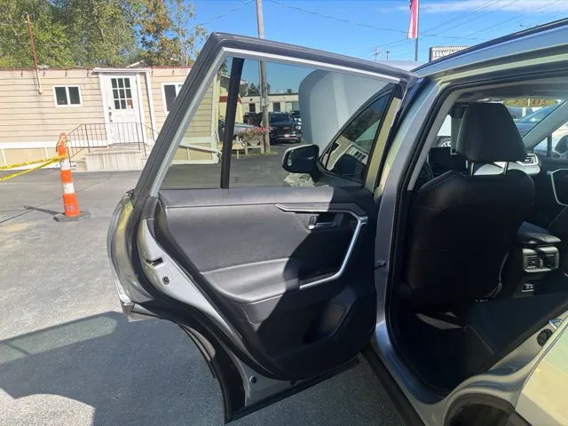 Toyota RAV4 photo 21