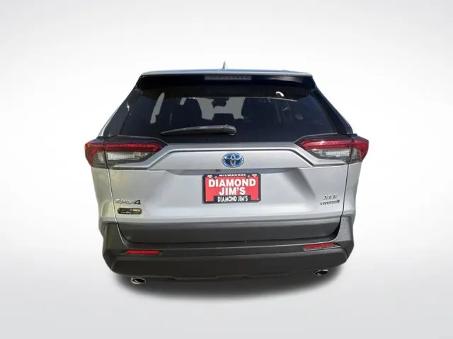 Toyota RAV4 photo 4
