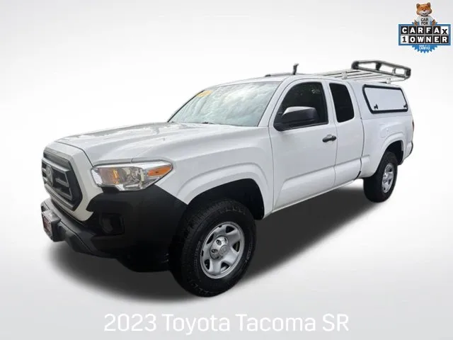 White 2023 Toyota Tacoma SR for sale in Milwaukee, WI