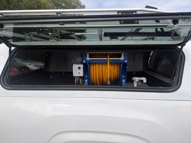 Toyota Tacoma photo 14