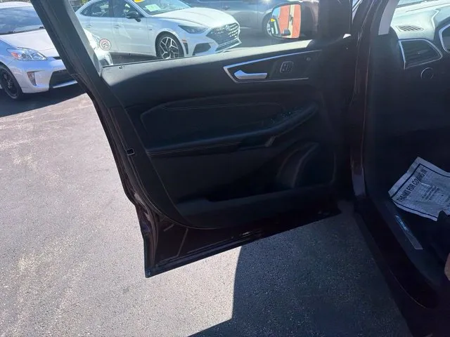Ford Edge photo 17
