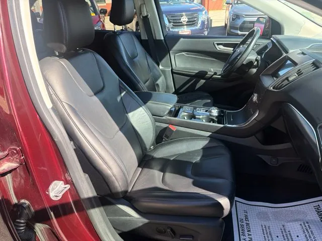 Ford Edge photo 24