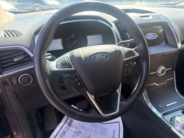 Ford Edge photo 14