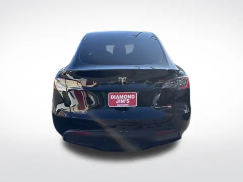 More photos of 2024 Tesla Model Y Long Range at Diamond Jim's Motor Cars, WI
