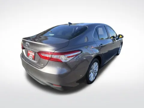 More photos of 2020 Toyota Camry LE at Diamond Jim's Motor Cars, WI
