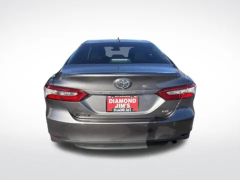 More photos of 2020 Toyota Camry LE at Diamond Jim's Motor Cars, WI