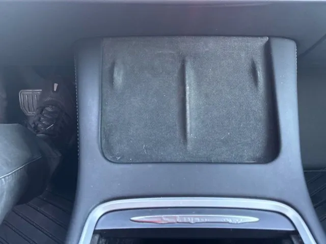 Tesla Model 3 photo 12