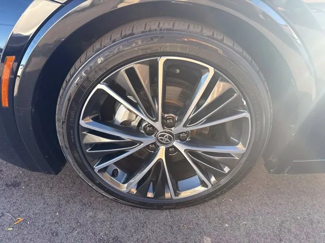 Toyota Prius photo 9