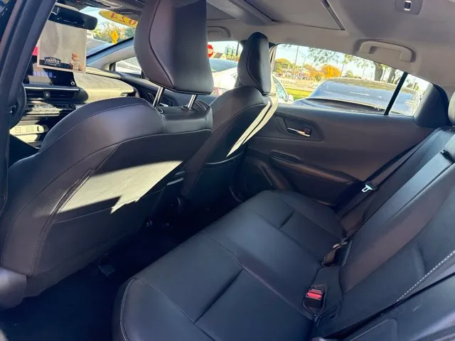Toyota Prius photo 14