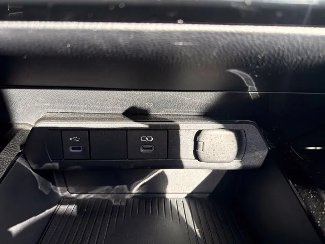 Toyota Prius photo 31