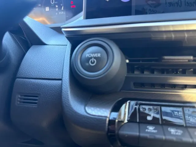 Toyota Prius photo 29