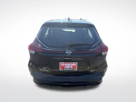 More photos of 2023 Nissan Kicks SV at Diamond Jim's Motor Cars, WI
