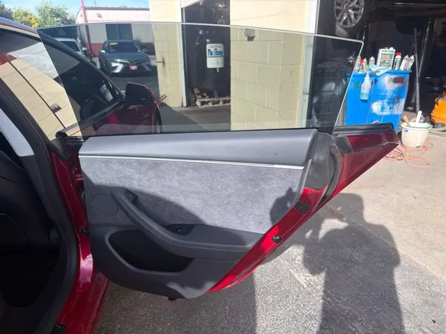 Tesla Model 3 photo 24