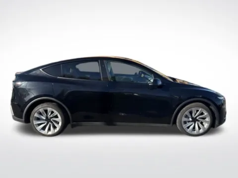 Photos of 2026 Tesla Model Y Long Range for sale in Milwaukee, WI at Diamond Jim's Motor Cars