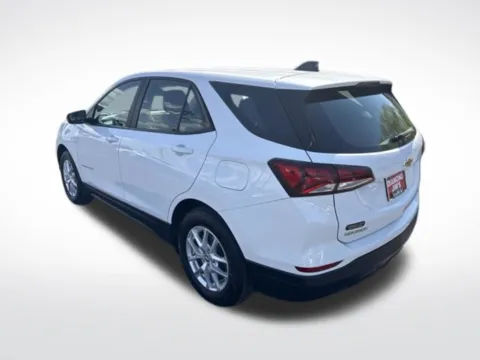 More photos of 2024 Chevrolet Equinox LS at Diamond Jim's Motor Cars, WI