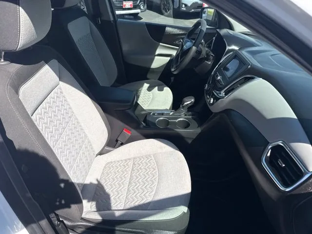 Chevrolet Equinox photo 18