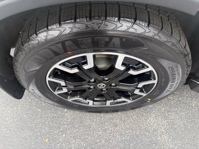 Nissan Pathfinder photo 11