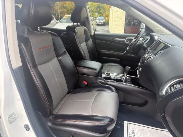 Nissan Pathfinder photo 29
