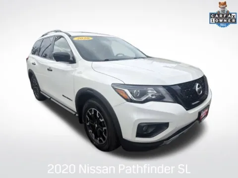 White 2020 Nissan Pathfinder SL for sale in Milwaukee, WI