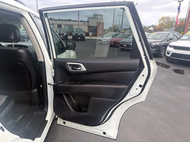 Nissan Pathfinder photo 28