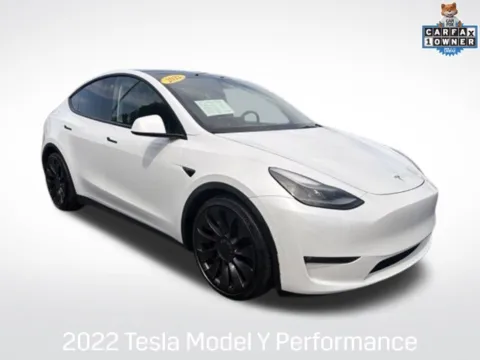 White 2022 Tesla Model Y Performance for sale in Milwaukee, WI