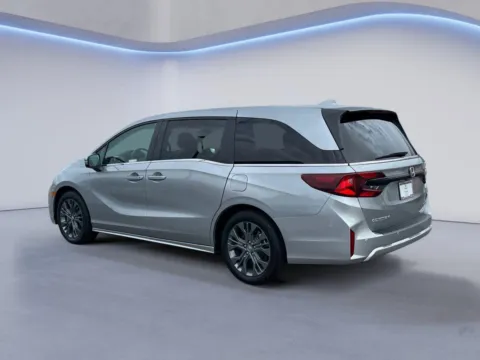 More photos of 2025 Honda Odyssey Touring at Airport Honda, TN